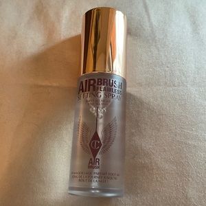 Charlotte Tilbury Airbrush Flawless Finish Setting Spray